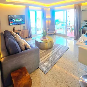 Seaview Retreat Center, With Pool And Amazing Views By Namaste Elite Apartment